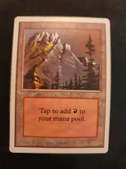 Mountain Unlimited Edition MP Land Mana Red Magic The Gathering MTG Tcg See Pic - Image 1