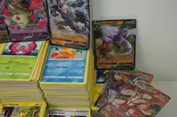 3000 Pokemon Card Lot (1000 Holo/Reverse/Full Art)(2000 Non-Holo C/U) EX-NM Bulk - Image 4