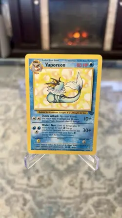 Pokemon TCG Vaporeon 28/64 Jungle Non Holo Rare DAMAGED - Image 1