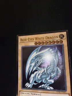 Yugioh Blue-Eyes White Dragon OP28 Ultimate Rare LP - Image 5