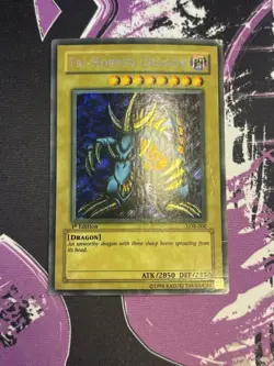 Yugioh Tri-Horned Dragon LOB-000 Secret Rare 1st Edition HP WAVY SLIGHT FADE - Image 1