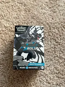Scarlet and Violet: Pokemon Black Bolt Booster Bundle English - Image 1