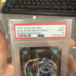 1999 Blue-Eyes White Dragon Yu-Gi-Oh! Japanese Bandai Sealdass Holo PSA MINT 9 - Image 2