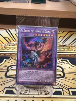 Yugioh Der Drache, der das Dogma verschlingt Secret Rare CH01-EN041 OVP - Image 1