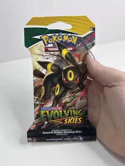 Pokemon TCG: Sword & Shield - Evolving Skies Sleeved Booster Pack - Umbreon 820650808784 - Image 4