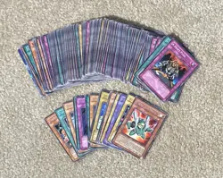 150+ Yu-Gi-Oh Cards plus 16 Foil Cards - 1996 Kazuki Takahashi - Image 1