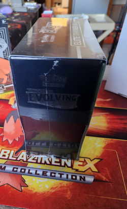 Pokemon Evolving Skies Elite Trainer Box ETB Brand New/Factory Sealed - Image 3