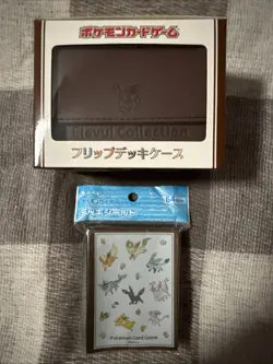 Pokemon Center Eievui Collection Eevee Flip Deck Case W/ Sleeves - Image 1