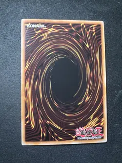 YUGIOH DARK MAGICIAN YUCB-EN001 ULTRA LIMITED EDITION NM ALT ART - Image 2