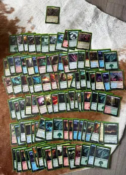 MTG Warhammer 40k Commander Decks Set of 4 with sleeves and deckboxes read desc - Image 5