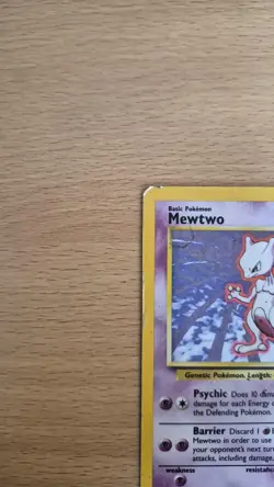 Pokemon TCG Base Set Mewtwo Holo Rare 10/102 HP - Image 3