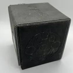 GameGenic Deck Box Deck Vault - Black Card Game Storage Container - Image 3