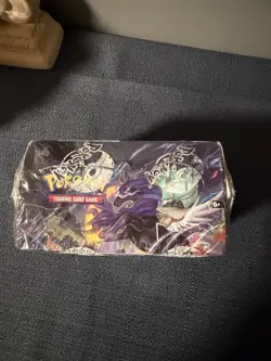 Pokemon TCG Sword & Shield Chilling Reign Booster Box English Over 190 Cards - Image 2