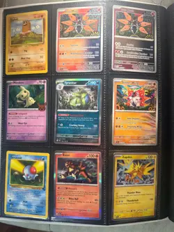 Binder Bundle, Vintage, Modern WOTC New/ Old Holos 135 Pokemon Cards - Image 4