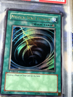 Yugioh PSA 5 Mystical Space Typhoon MRL-047 MISRPINT SUIJIN Foil Error Ultra - Image 4