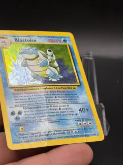 Pokemon TCG Blastoise 2/102 Base Set Holo Rare Italian 1999 Card DMG EU3 - Image 3