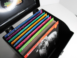 READ Weird N Wild Creatures Knowledge Large Index Cards Trading Cards Hard Case - Image 2