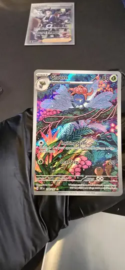 The Pokemon Company Gloom 198/197 SV03: Obsidian Flames Full Art Holo 80 HP - Image 1