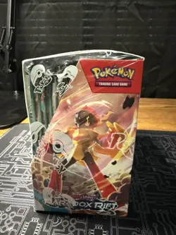 Pokemon TCG: Scarlet & Violet - Paradox Rift Booster Box - 36 Packs 820650863998 - Image 2