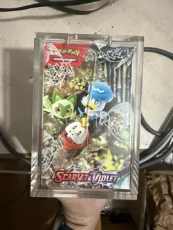 Pokemon TCG: Scarlet & Violet Base Booster Box w/Acrylic Case - Image 2