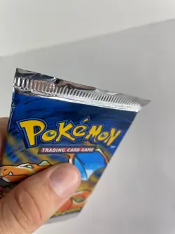 Base Set Booster Pack - Charizard Artwork - Pokemon - Sealed - Image 2