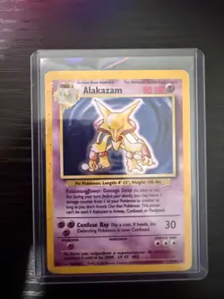 Alakazam Pokemon Base Set #001/102 Holo Pokemon Card MP/DMG - Image 1