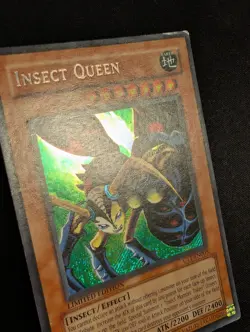 Yugioh - Insect Queen CT1-EN005 Limited Secret Rare HP - Image 2