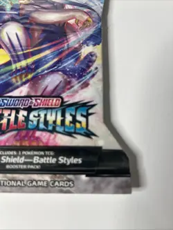Pokemon TCG Sword & Shield: Battle Styles Sleeved Booster Pack - Image 4