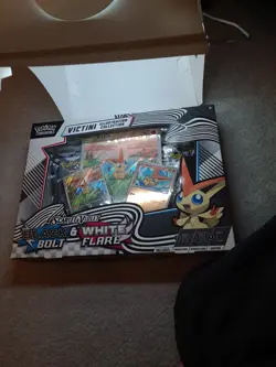 Victini Illustration Collection – Pokemon TCG – Factory Sealed - Image 3