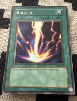 Yugioh Raigeki LOB-053 Super Rare Vintage Magic Card - Image 1