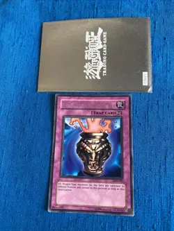 YuGiOh! Dragon Capture Jar LOB-045 Card - Image 1