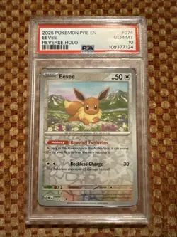 2025 POKEMON EEVEE - PRE EN-PRISMATIC EVOLUTIONS POKE BALL REVERSE HOLO PSA 10 - Image 1