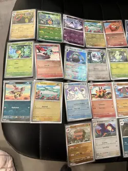 Pokemon Cards Pokeball & Masterball Reverse Holo 33 Card Mixed Lot NM - Image 2