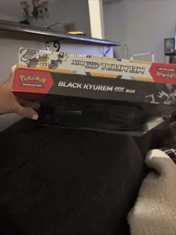 Pokemon Trading Card Game: Black Kyurem ex & Melmetal ex Box Bundle Exclusive - Image 3