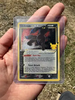 Pokemon TCG: Umbreon Gold Star 17/17 Celebrations 25th Anniversary NM - Image 1