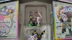 Pokemon Card Prismatic Evolutions Premium Figure Collection Spanish Version - Image 5