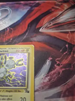 Pokemon TCG Magneton 11/62 Fossil Holo Rare Unlimited MP/HP - Image 3
