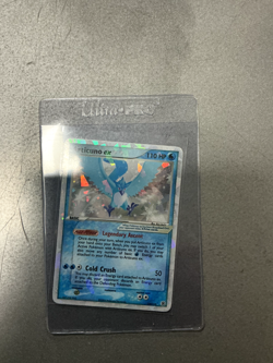 2004 POKEMON EX FIRERED & LEAFGREEN #114/112 ARTICUNO EX HOLO - Image 1