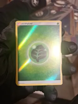 Grass Energy | Sun & Moon 2017 | French Pokemon | Reverse Holo | NM - Image 1