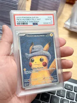 PSA 10 POKEMON SVP EN 2023 PIKACHU VAN GOGH GREY FELT HAT ENGLISH #85 PROMO CARD - Image 1