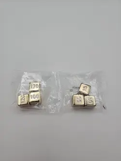 Pokemon - Metal Damage Counter Dice - Ultra Premium Charizard SET OF 6 (Gold) - Image 1