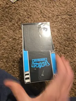POKEMON TCG BLACK BOLT Elite Trainer Box ETB NEW SEALED - Image 4