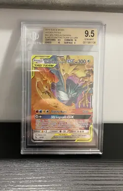Pokemon 2019 Hidden Fates : Moltres & Zapdos & Articuno Tag Team GX Beckett 9.5 - Image 1