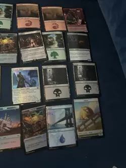 Magic the Gathering Marvel’s Spider-Man - Gift Bundle Box and Cards Lot - Image 3