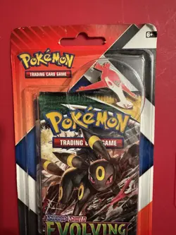 Pokemon TCG EVOLVING SKIES & CHILLING REIGN 2-Pack Booster Packs Pin Umbreon - Image 3