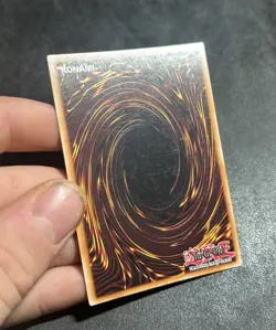 Yu-Gi-Oh! Dark Magician Ultra Rare Card CT13-EN003 Limited Edition - Image 2