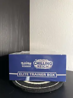 Pokemon TCG Sword & Shield Chilling Reign Elite Trainer Box ETB FACTORY SEALED - Image 5