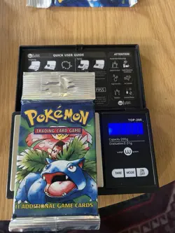 21.01 BASE SET (Venusaur Art) SEALED LONG CRIMP Booster Pack WOTC Pokemon - Image 1