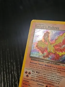 2000 Pokemon Gym Heroes Rocket's Moltres Holoe Rare 12/132 HP-DMG - Image 3