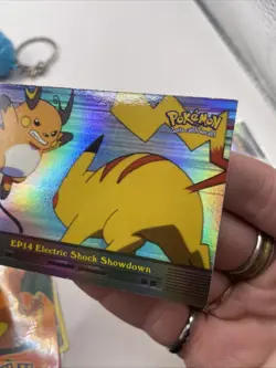 Topps Pokemon EP14 Electric Shock Showdown Rainbow Foil Blue Label NM - Image 3